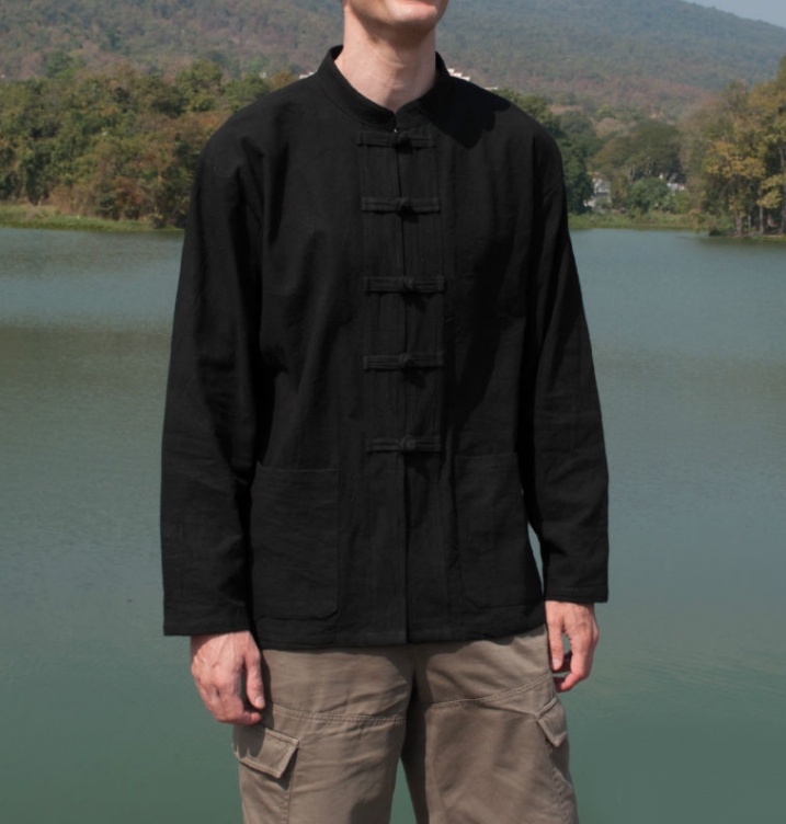 เสื้อผ้าไทยชายสีดำ เสื้อผ้าฝ้ายชายแต่งกระดุ้มปั้นและปักผ้า เสื้อผ้าพื้นเมืองชายวัยรุ่นแต่งงานปักผ้า