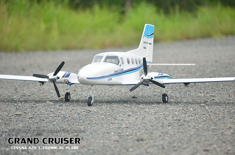 CESSNA425 GRAND CRUISER (PNP) RC PLANE 1300MM.