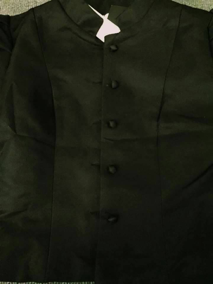 ชุดไทยจิตรลดาสีดำ เสื้อไทยจิตรลดาสีดำ ชุดไทยจิตลดา เสื้อในงานพิธีการ เสื้อคอพระราชทาน เสื้อไทยจิตรลดาสีดำ