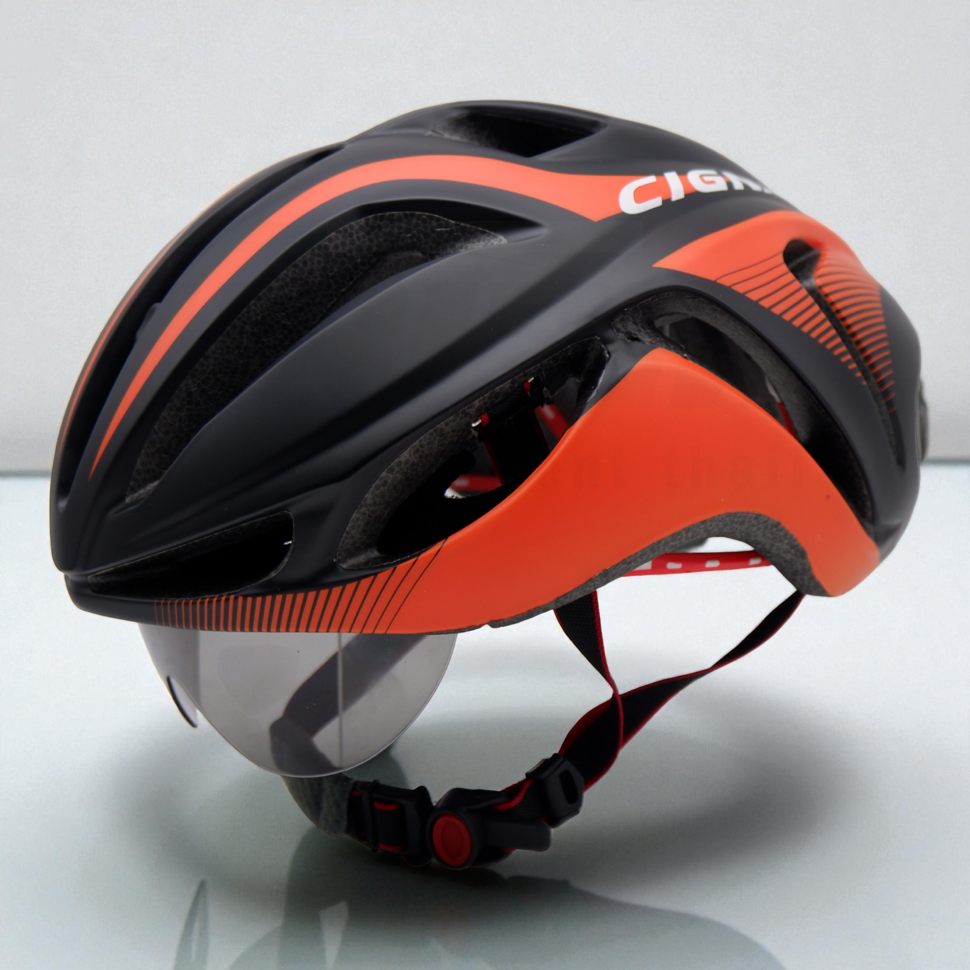 หมวกกันน็อคจักรยานแบบมีแว่นในตัว CIGNA รุ่น TB01