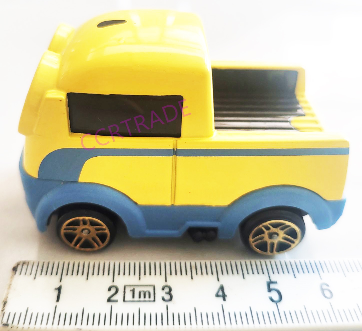 รถเหล็กมินเนี่ยนกล่อง 26.5 ซม.