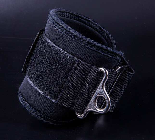 สายรัดข้อเท้า Manu (ใช้กับเครื่องสลิง) Ankle strap with sling