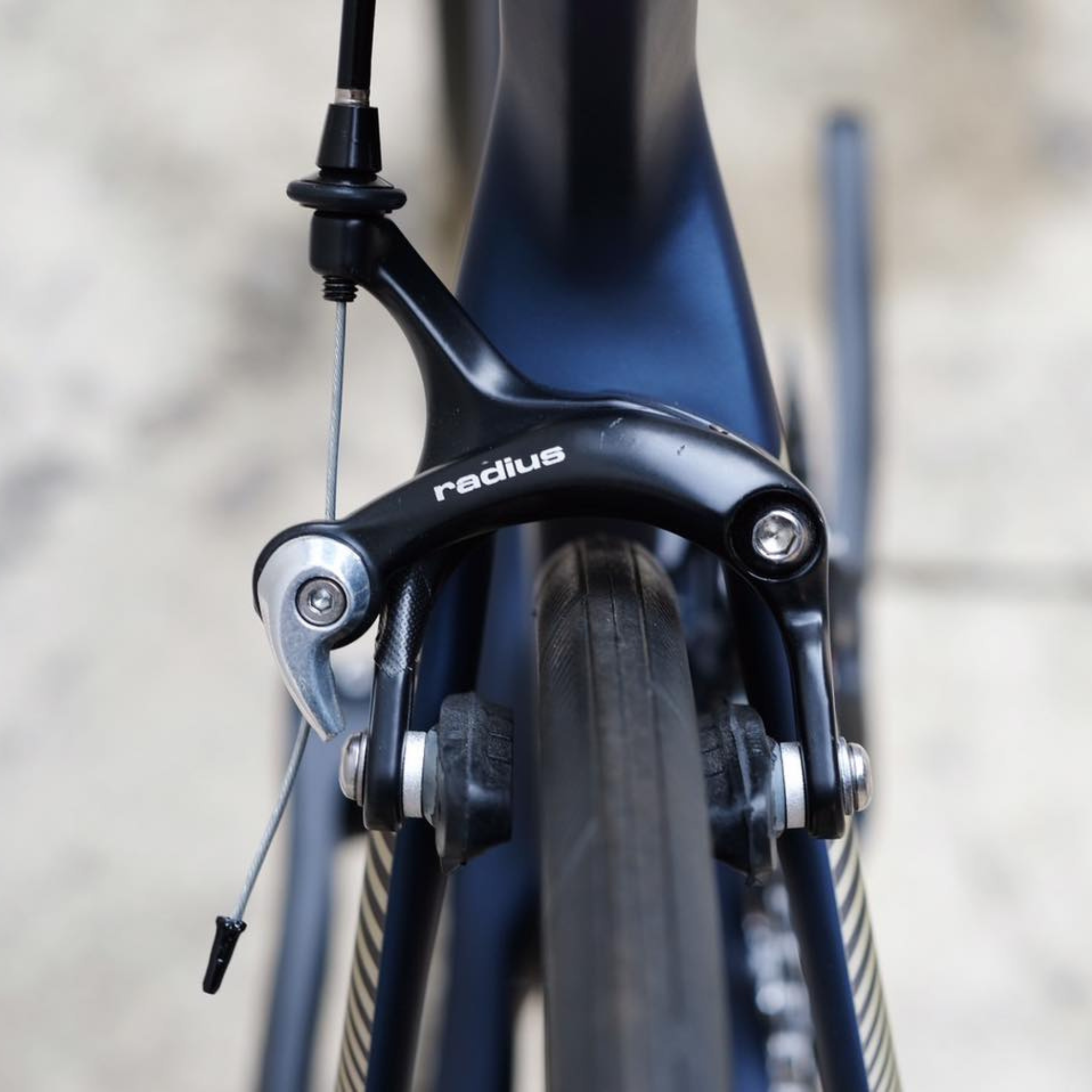 มีของแถม จักรยานเสือหมอบคาร์บอน Java Vesuvio Rim Brake