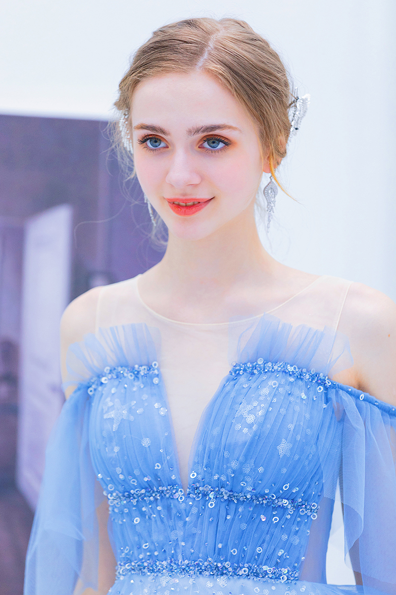 DL116 - **พรีออเดอร์** ชุดราตรีสีฟ้า เดรสยาวออกงาน (Night party dresses) ชุดไปงานแต่งงานสวยๆ "ธีมสีฟ้า"
