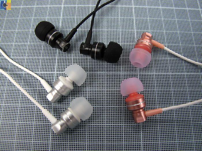 ขายหูฟัง Soundmagic MP21 หูฟังเสียงดี เบสดุดัน มีSmall Talk พร้อมปุ่มรับสาย - เปลี่ยนเพลง สำหรับมือถือ iPhone iPad Android Tablet