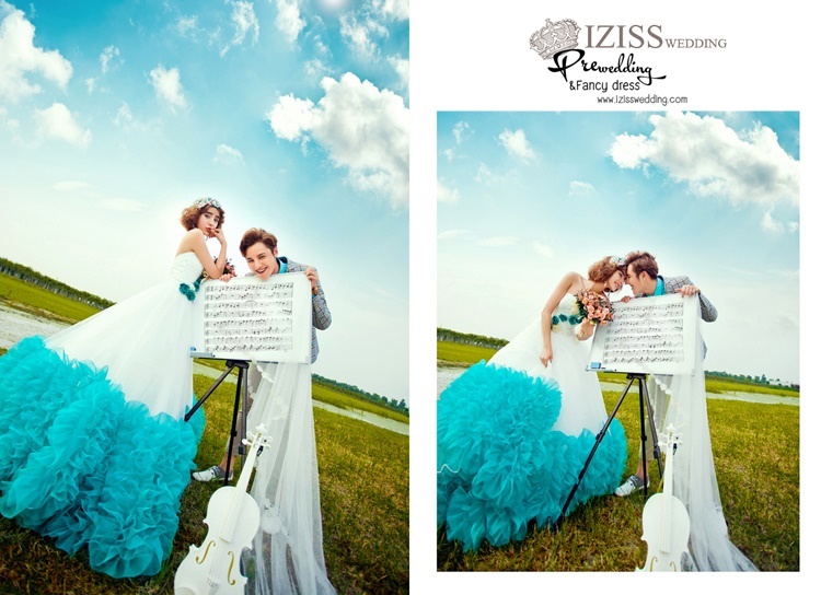 PW275 - Preorder ชุดคู่ถ่ายพรีเวดดิ้ง (prewedding dress) & ชุดแต่งงานแฟนซี (Fancy wedding dress)ชายหญิง "ธีมสีขาว-ฟ้า"