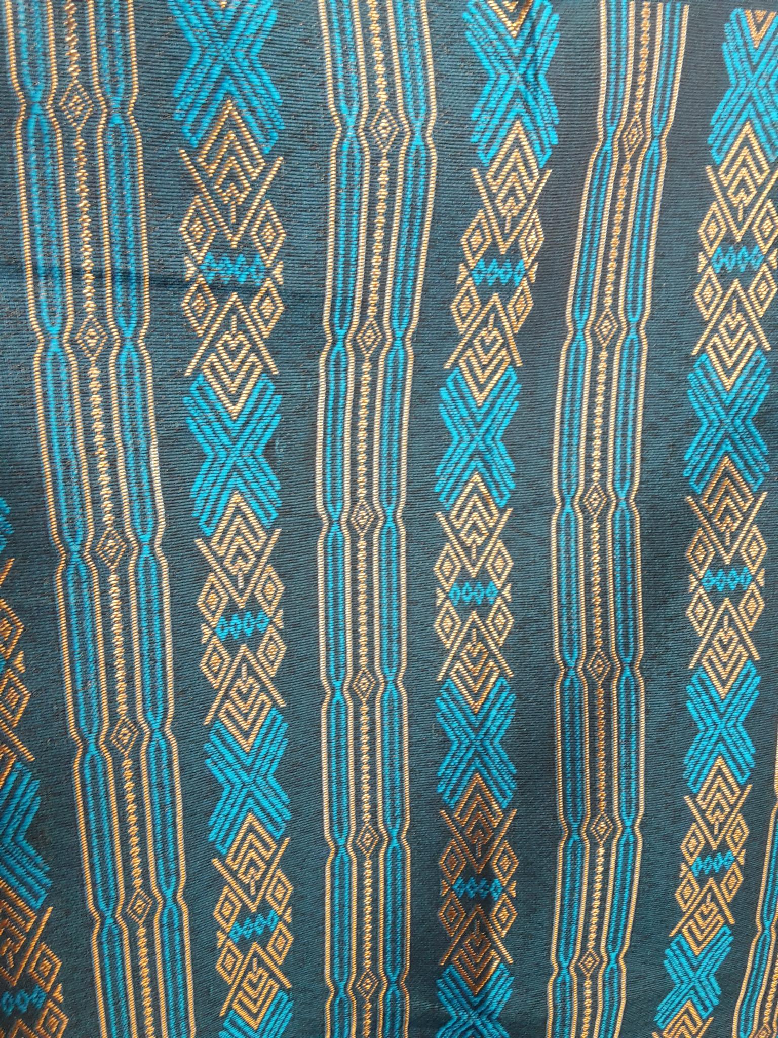 ผ้าถุงไหมลาวสำเร็จรูป ผ้าซิ่นสำเร็จรูปผ้าซิ่นตีนจกไหมลาว แบบป้ายเลื่อนตะขอ สีฟ้าอมเขียวเมทอลลิค