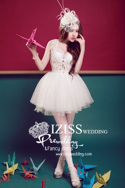 PW080 - **เลิกผลิตค่ะ** ชุดคู่ถ่ายพรีเวดดิ้ง (prewedding dress) & ชุดแต่งงานแฟนซี (Fancy wedding dress)ชายหญิง "ธีมสีขาวครีม
