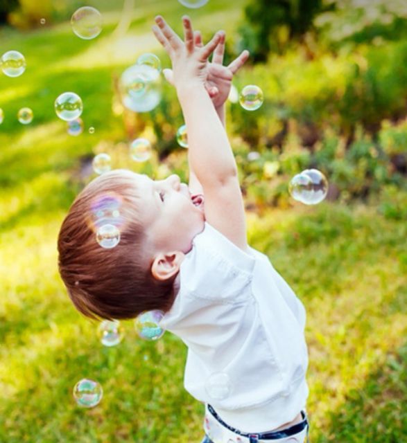 ที่เป่าฟองสบู่ กังหันเป่าฟอง ฟองเยอะมาก ไม่ต้องใส่ถ่าน