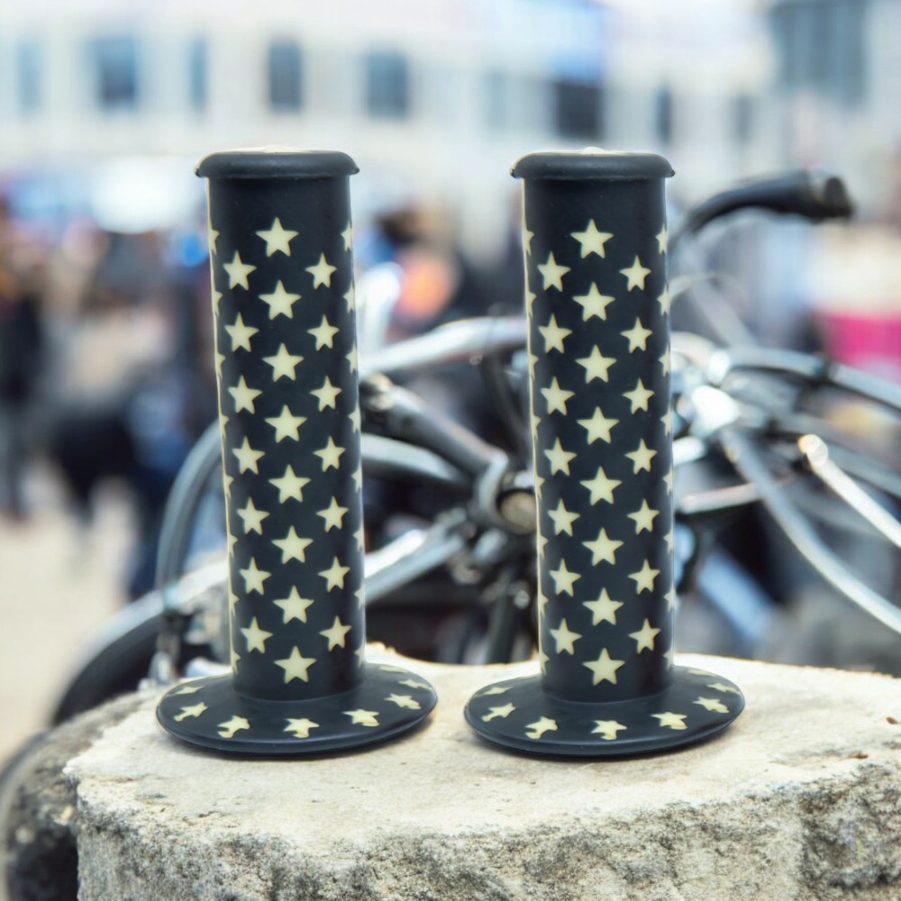 STAR GT BMX Handle Grips ปลอกแฮนด์ยางจักรยาน ลายดาว กันลื่น นุ่มสบาย 120 มม. สำหรับแฮนด์มาตรฐาน 22.2 มม.
