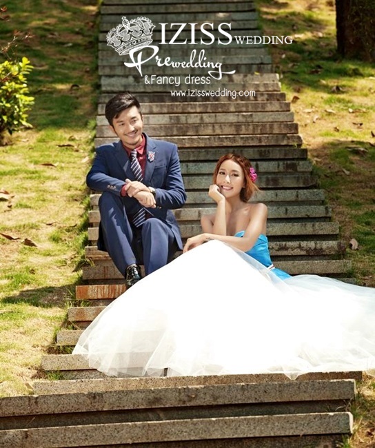 PW100 - Pre order ชุดคู่ถ่ายพรีเวดดิ้ง (prewedding dress) & ชุดแต่งงานแฟนซี (Fancy wedding dress)ชายหญิง "ธีมสีน้ำเงิน-ขาว"