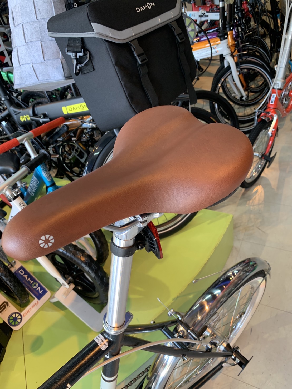 DAHON CALM 2022 จักรยานมินิ เฟรมโครโมลี่ สุดคลาสสิก เกียร์ Shimano 7 สปีด