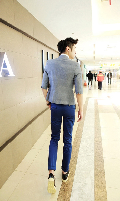 เสื้่อสูทแฟชั่น พร้อมส่ง สีเทา คอไม่มีปก แขน 7 ส่วน เรียบดูมีสไตล์