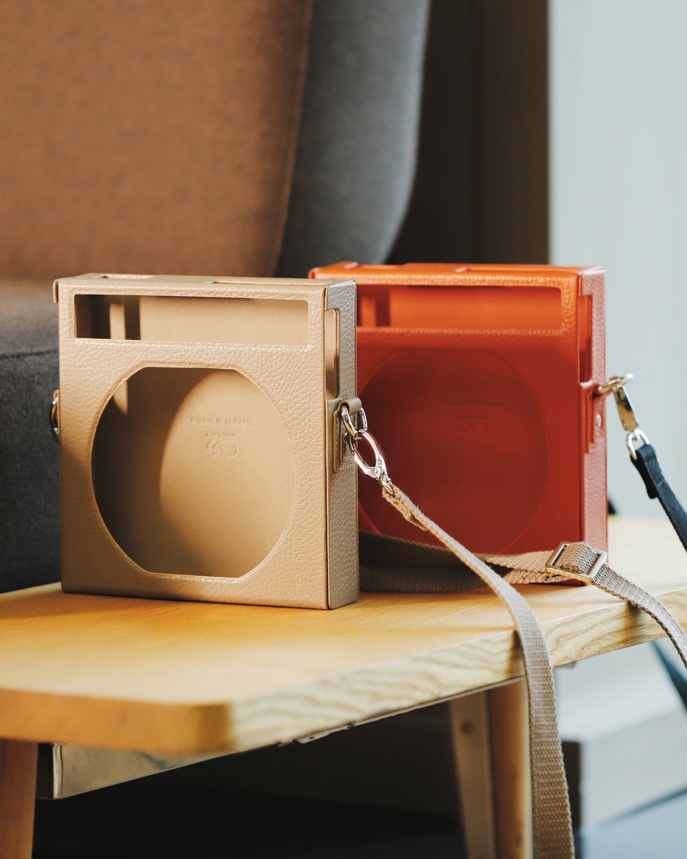 เคสหนัง EC Zero T ให้การป้องกันที่ยอดเยี่ยม ทนทาน เฉพาะเคส [-เคส-]