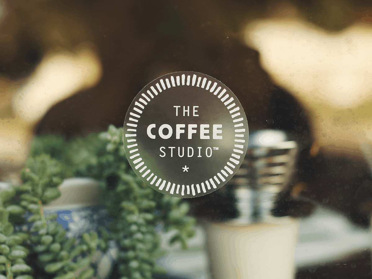 ฉลากสินค้า สติ๊กเกอร์พีวีซีใส พิมพ์หมึกขาว