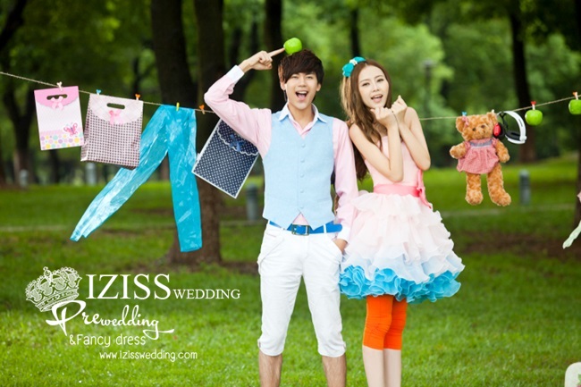 PW128 - Pre order ชุดคู่ถ่ายพรีเวดดิ้ง (prewedding dress) & ชุดแต่งงานแฟนซี (Fancy wedding dress)ชายหญิง "ธีมสีชมพู-ฟ้า"