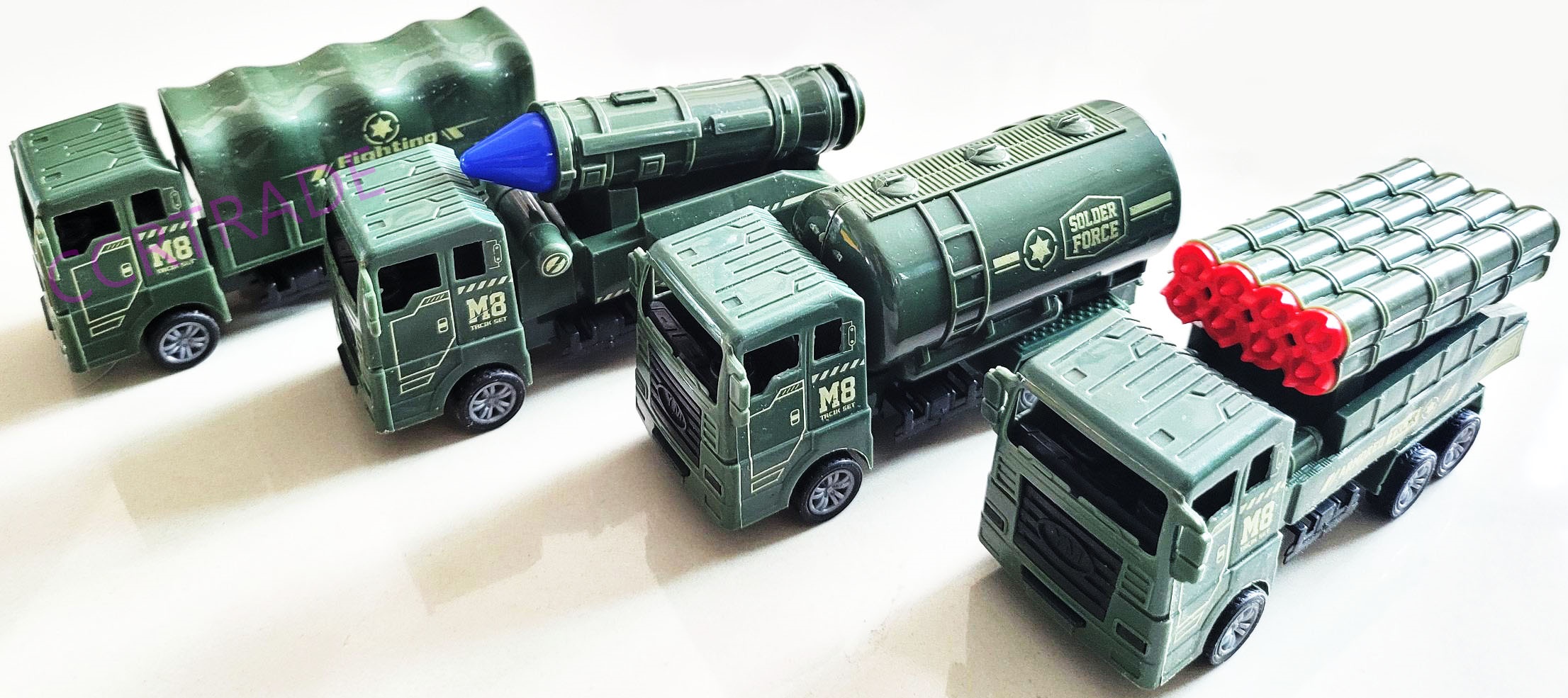 รถทหารใหญ่ มีลานกล่อง 4.5x12 ซม.