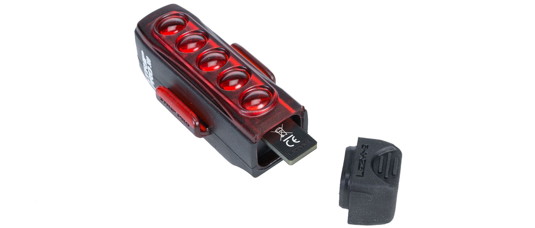 ไฟท้ายจักรยาน Lezyne Strip Drive Pro 300 rear light