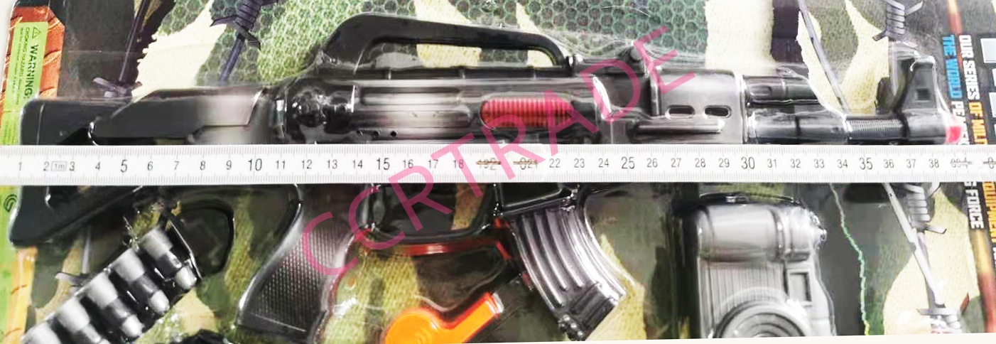 เซ็ททหารคอมมานโด+ปืน M16 แผงลายพรางจัมโบ้ 35.5x52 ซม.(1x3)