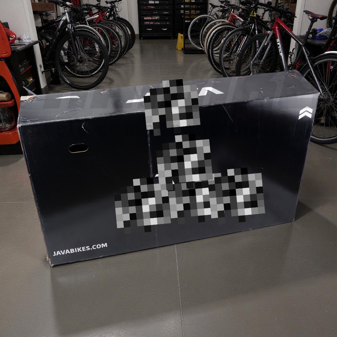 📦 กล่องจักรยานเปล่ามือสอง 🚴♂️ คละยี่ห้อ คละลาย สภาพดี ใช้งานได้ปกติ