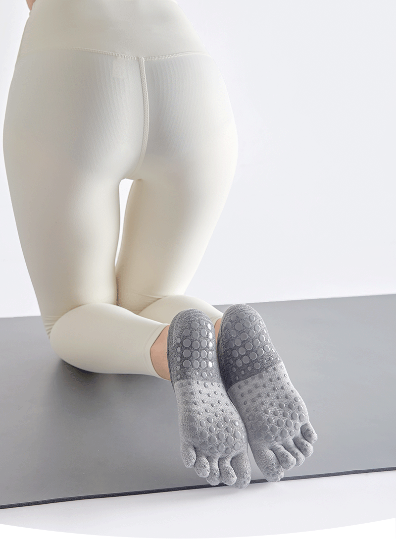 ถุงเท้าโยคะ ถุงเท้ากันลื่น แยกหุ้มนิ้ว