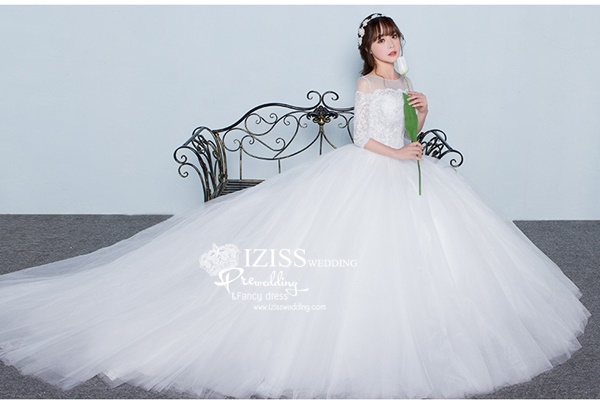 BR321 **พร้อมส่งแบบหางยาวค่ะ**ชุดแต่งงาน&ชุดเจ้าสาวแบบยาวสีขาวเกรดพรีเมี่ยม หรูหราน่ารัก สวยโดดเด่นไม่ซ้ำใคร