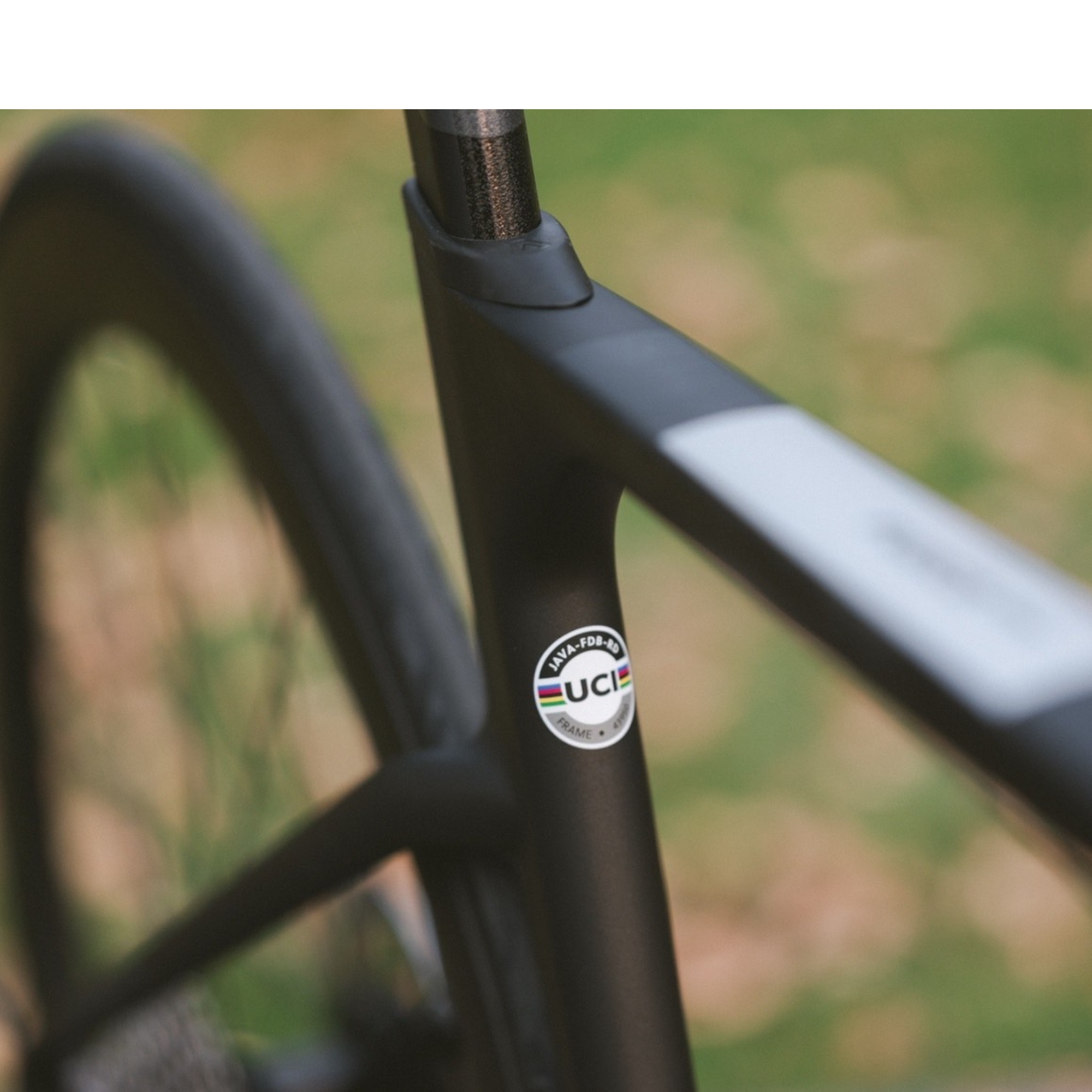 จักรยานเสือหมอบคาร์บอน JAVA FUOCO TOP 24SPD ล้อ: คาร์บอน DECAF 50mm