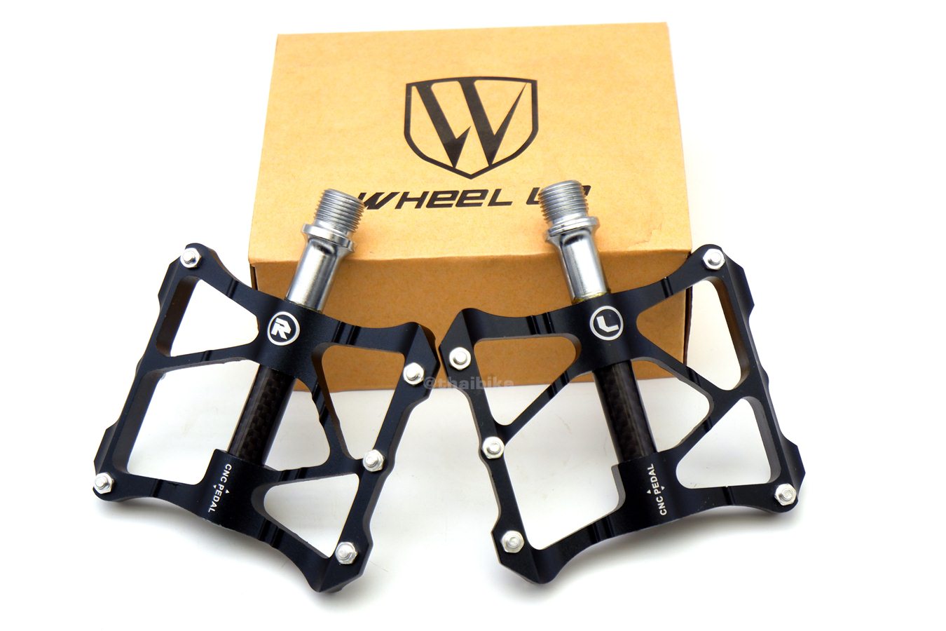 มาใหม่ บันไดจักรยานแกนคาร์บอน WHEEL UP 1005N