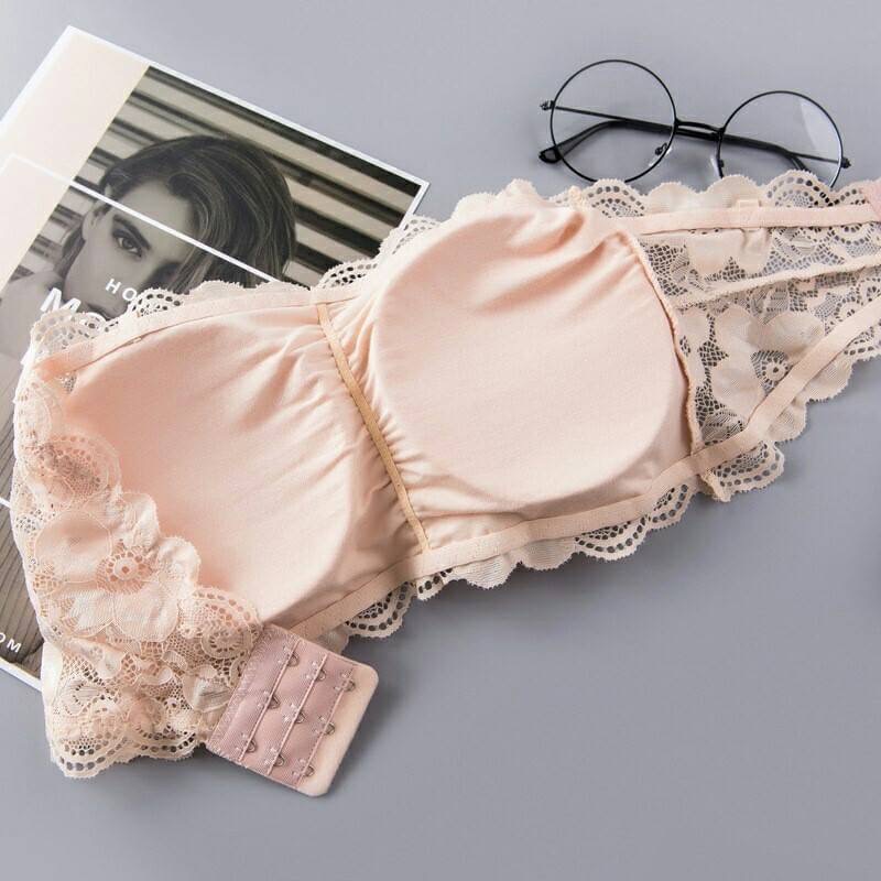 เกาะอกลูกไม้