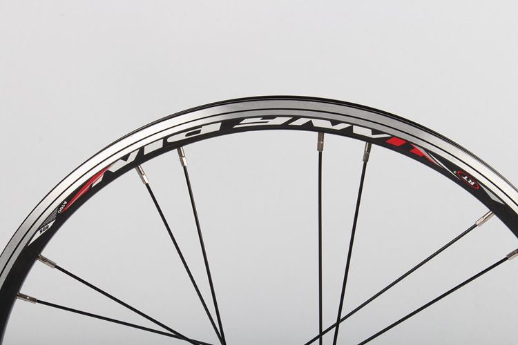 ล้อจักรยานแบบสำเร็จรูป ขนาด 20 นิ้ว 451/406 ยี่ห้อ RUNTENT A100