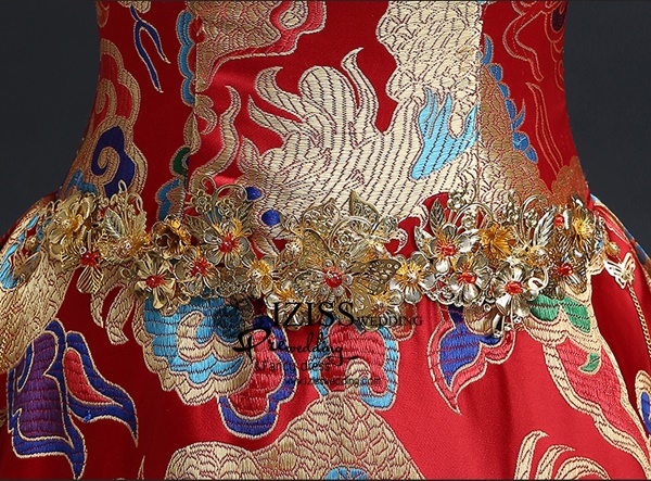 PW534 - **พรีออเดอร์มีแดงกับทองค่ะ** ชุดกี่เพ้าสีแดงทองลายมังกรแขนสั้นประดับเพชรพลอย ชุดยกน้ำชา ชุดคู่ถ่ายพรีเวดดิ้ง (prewedding dress) & ชุดแต่งงานแฟนซี (Fancy wedding dress)ชายหญิง "ธีมสีแดง"