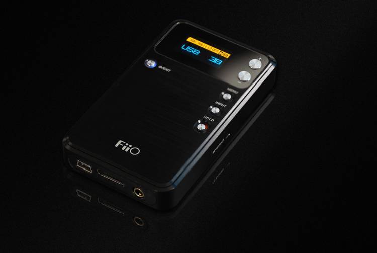 FiiO E17 Alpen Amplifier + USB DAC