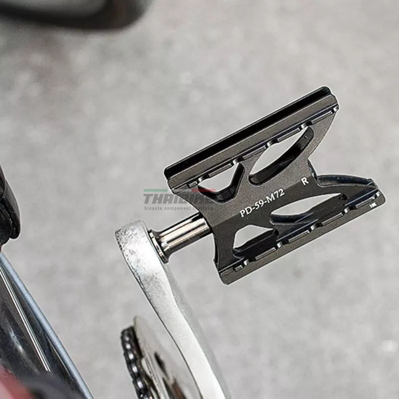 บันไดจักรยานแบบริ่งอลูมิเนียมแบบมีขาตั้งในตัว PROMEND