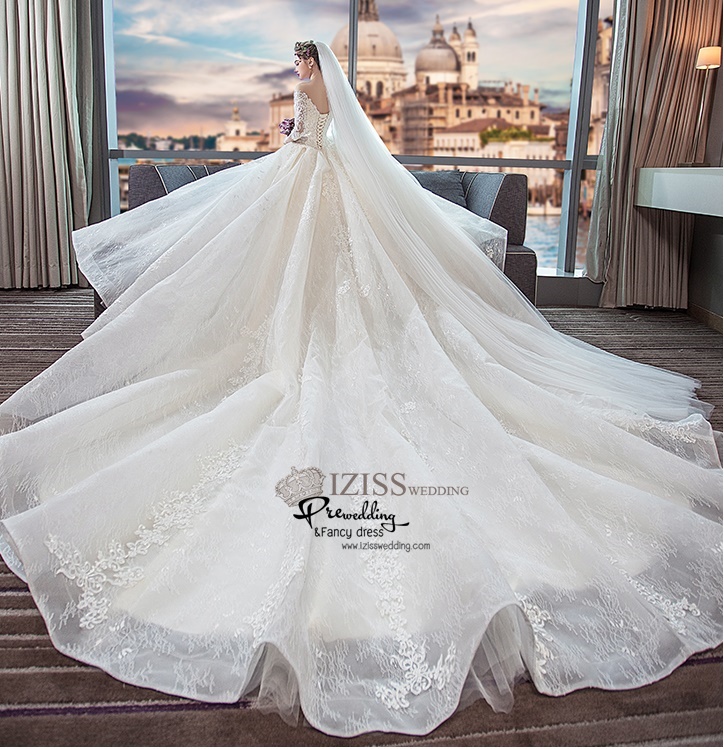 BR336 **พรีออเดอร์**ชุดแต่งงาน&ชุดเจ้าสาวแบบยาวอลังการ สีขาวเกรดพรีเมี่ยม หรูหราน่ารัก สวยโดดเด่นไม่ซ้ำใคร