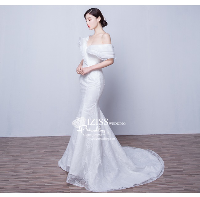 BR153 **พรีออเดอร์**ชุดแต่งงาน&ชุดเจ้าสาวแบบยาวสีขาวเกรดพรีเมี่ยม เปิดไหล่ มีแขน หรูหราน่ารัก สวยโดดเด่นไม่ซ้ำใคร