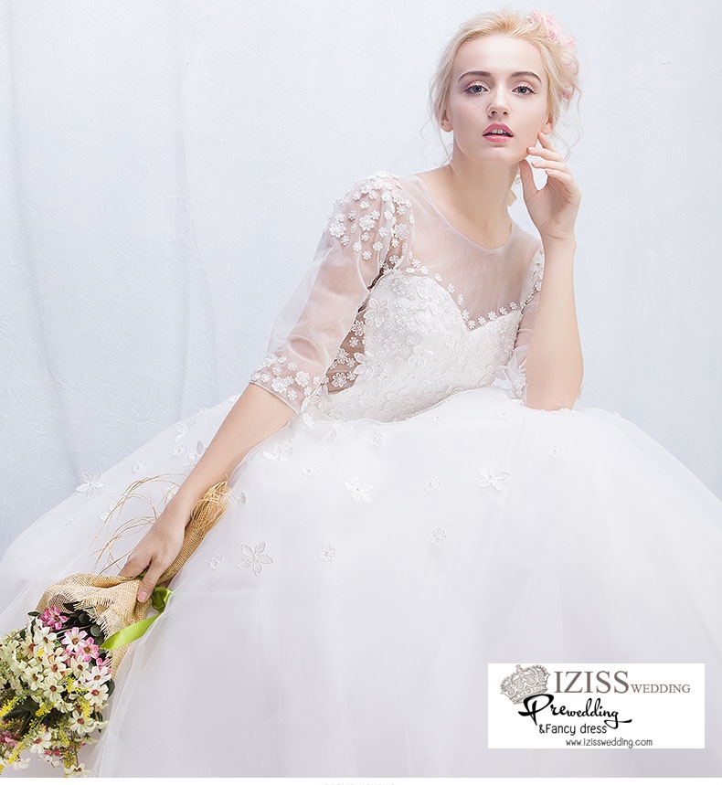 ฺBR102 **พรีออเดอร์**ชุดแต่งงาน&ชุดเจ้าสาวแบบยาวสีขาวเกรดพรีเมี่ยม ซีทรูช่วงแขนและหลัง หรูหราน่ารัก สวยโดดเด่นไม่ซ้ำใคร