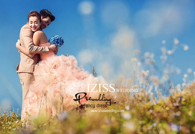 PW294-**พรีออเดอร์**ชุดคู่ถ่ายพรีเวดดิ้ง (prewedding dress) & ชุดแต่งงานแฟนซี (Fancy wedding dress)ชายหญิง "ธีมสีส้ม"