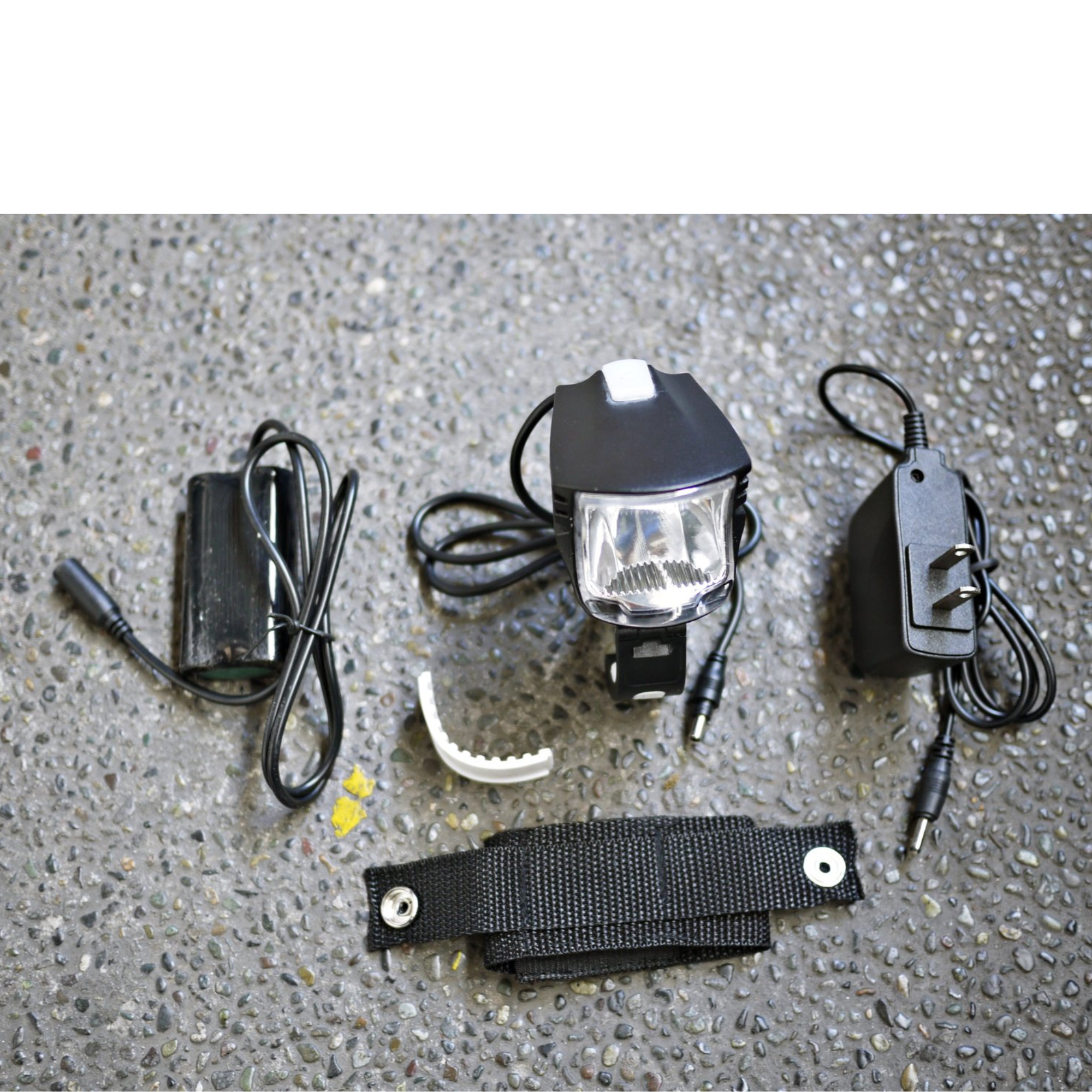 ไฟหน้าจักรยาน USB machfally ROX300 600LM