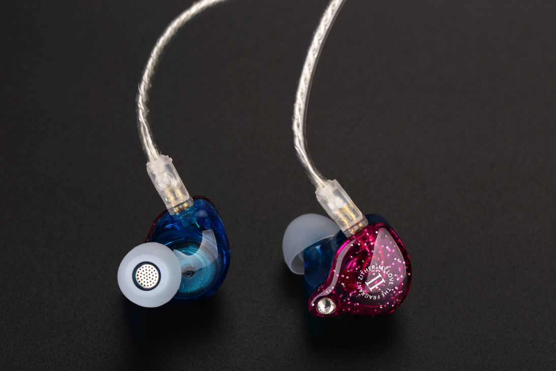 ขายหูฟัง TFZ Mylove II หูฟังอินเอียร์มอนิเตอร์ ถอดสายได้ 2pin ลาย Limited