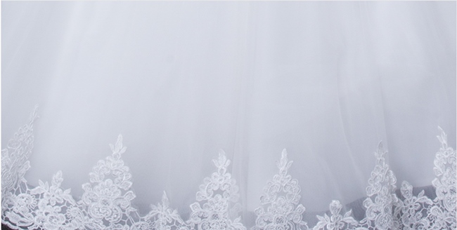 BR145 **พรีออเดอร์**ชุดแต่งงาน&ชุดเจ้าสาวแบบยาวสีขาวเกรดพรีเมี่ยม เปิดไหล่ มีแขน หรูหราน่ารัก สวยโดดเด่นไม่ซ้ำใคร