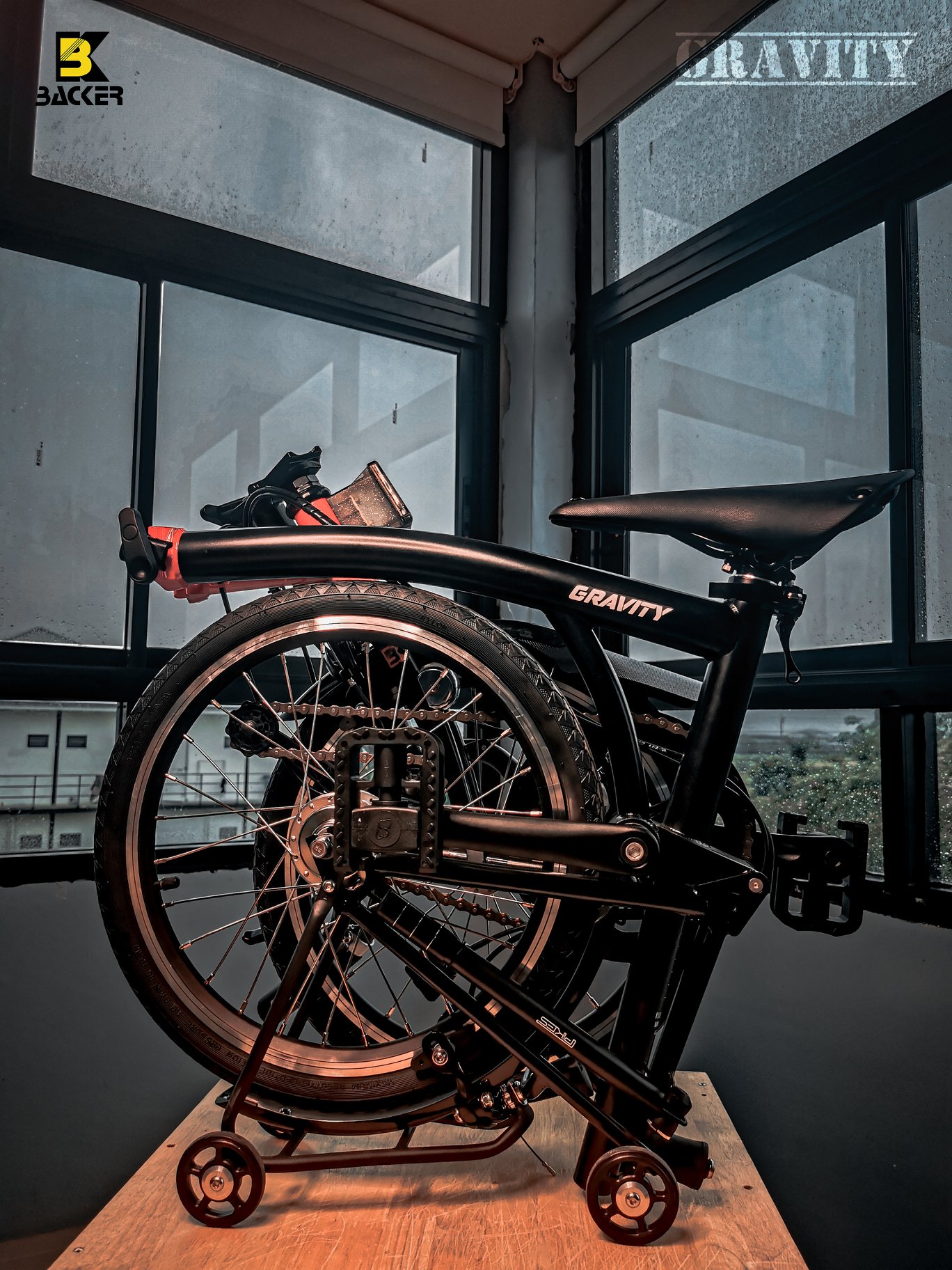 จักรยานพับ BACKER รุ่น Gravity 3 SPD
