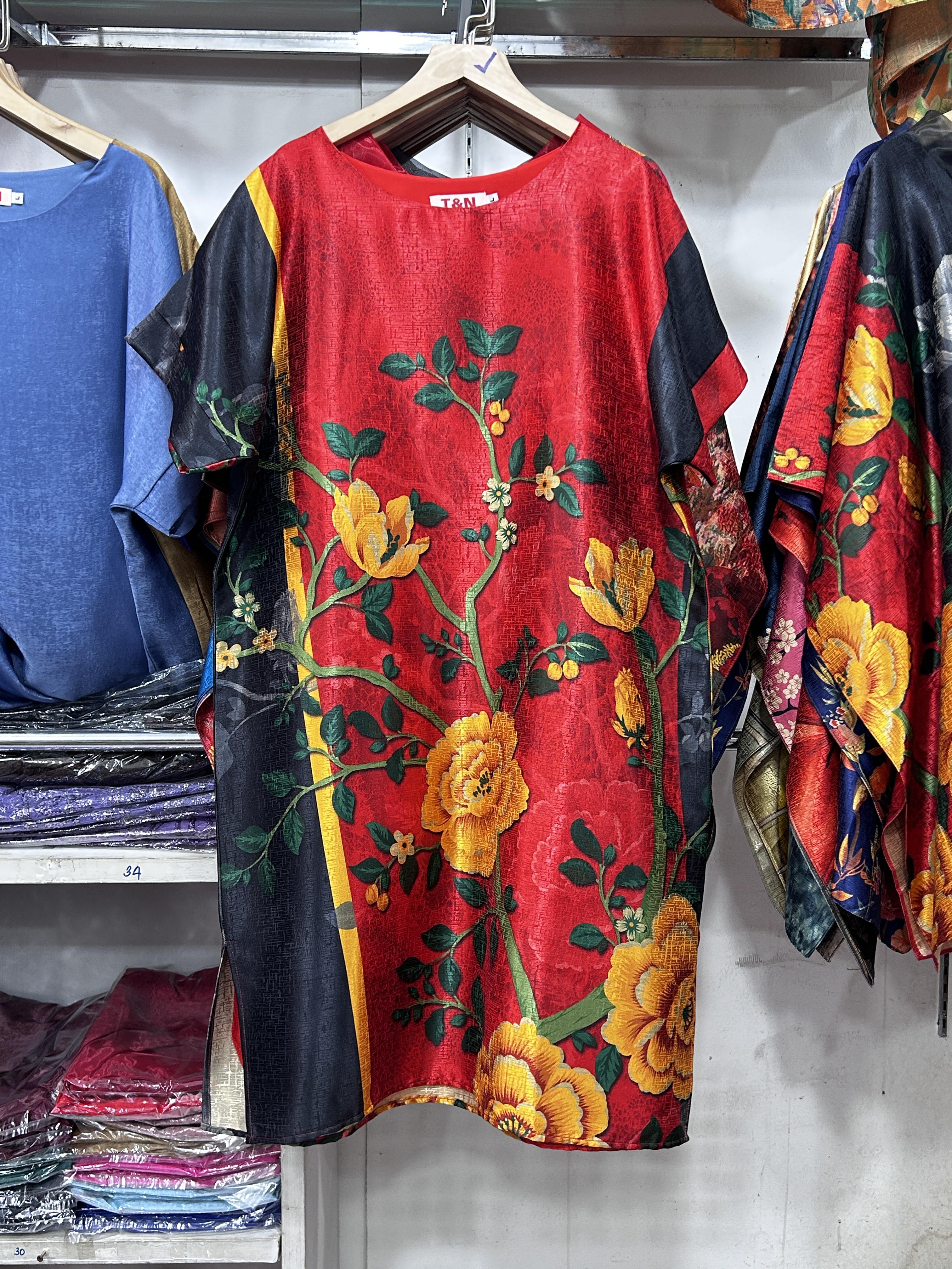 MT24-1135 เดรสไหมจีนคอปาด อก 50 52 นิ้ว สวยสไต์คุณนาย เสื้อผ้าผู้ใหญ่