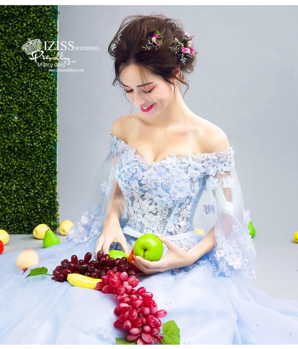 DL033 - **พรีออเดอร์** ชุดราตรี เดรสยาวออกงาน (Night party dresses) ชุดไปงานแต่งงานสวยๆ "ธีมสีฟ้าแต่งดอก 3D"