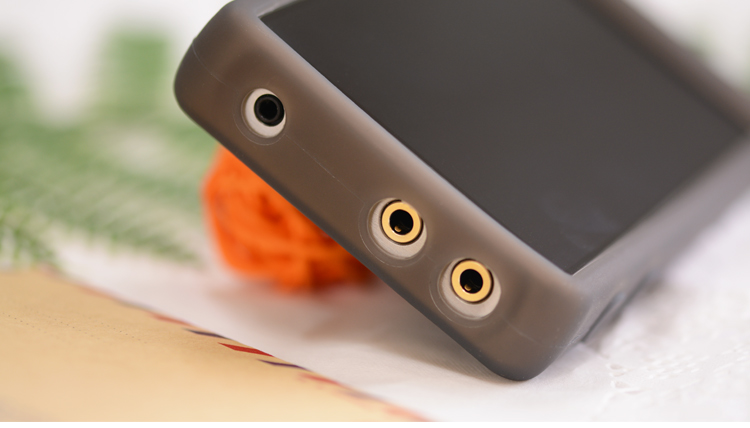 ขายเคส R6 Silicone เคสสำหรับ Hiby R6 ใช้งานง่ายไม่ต้องเปิดเคส