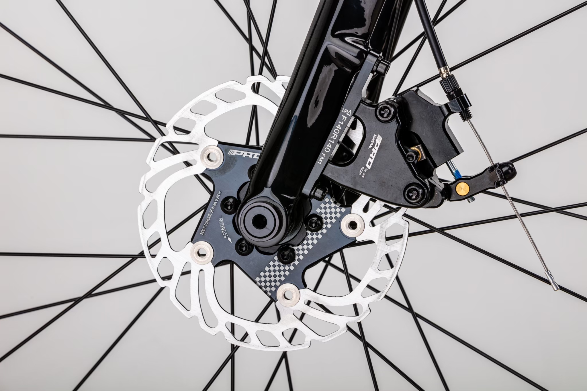 TrinX RAPID 2.1 เสือหมอบเฟรมคาร์บอน ดิสเบรก เกียร์ Shimano 105