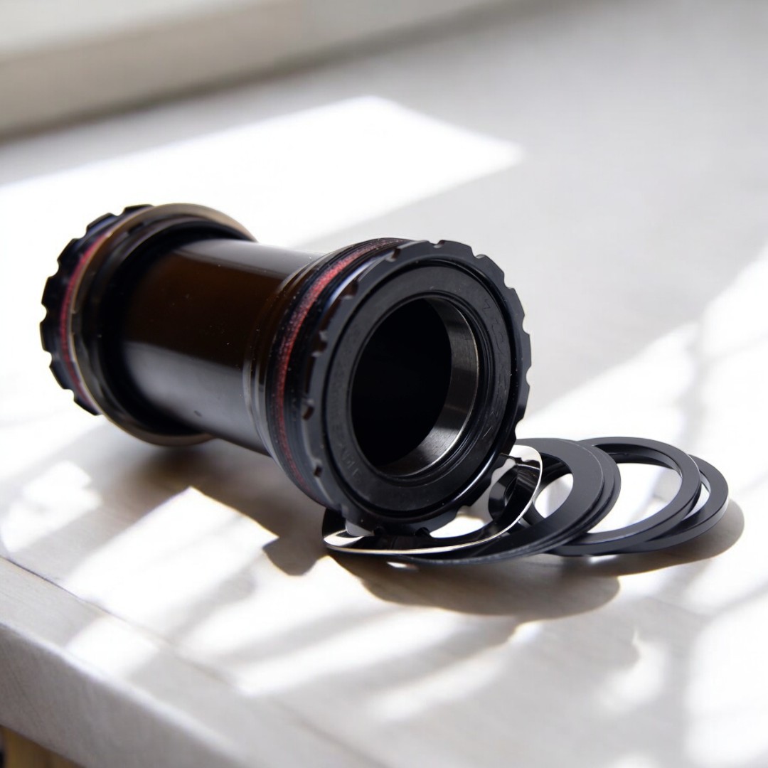 TOKEN T47V386 Zenith – กระโหลกจักรยาน T47 Inboard สำหรับ BB386/392 ขาจาน Ø30มม. | Premium / TBT Bearing