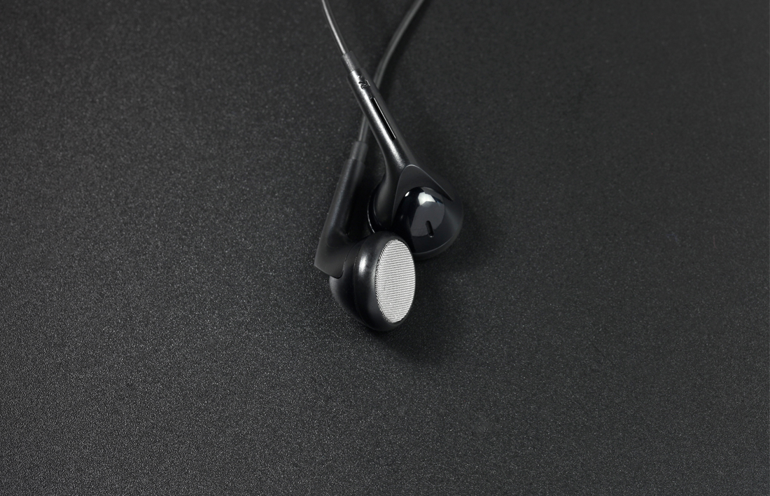 หูฟัง FiiO เอียบัด รุุ่น EM3 หูฟังแบบเปิดมีไดรเวอร์ขนาดใหญ่ เพิ่มพลังขับ เหมาะสำหรับเครื่องเล่นเพลงและโทรศัพท์