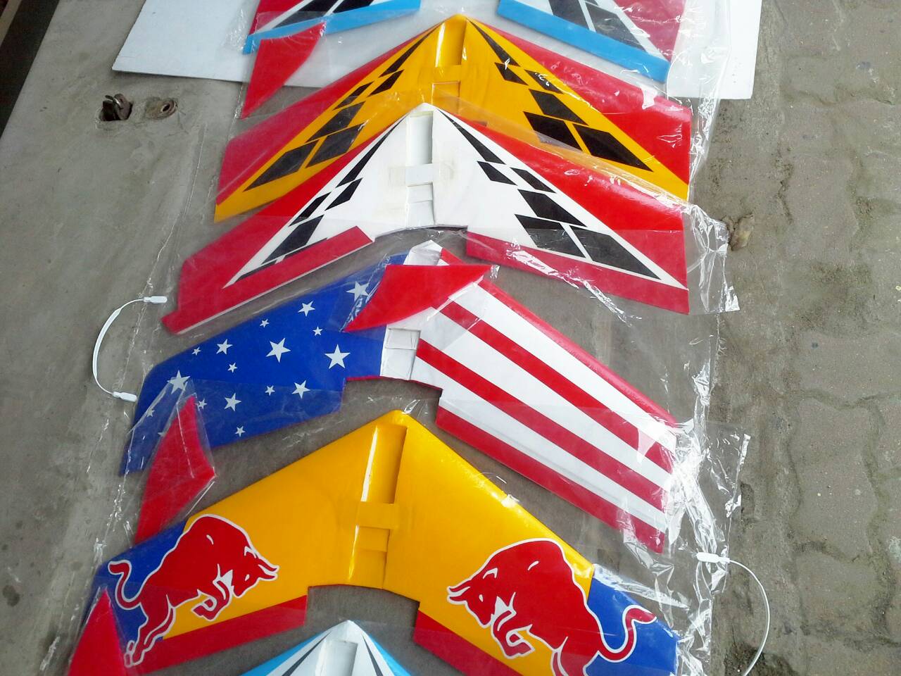 ปีกบิน 80 cm