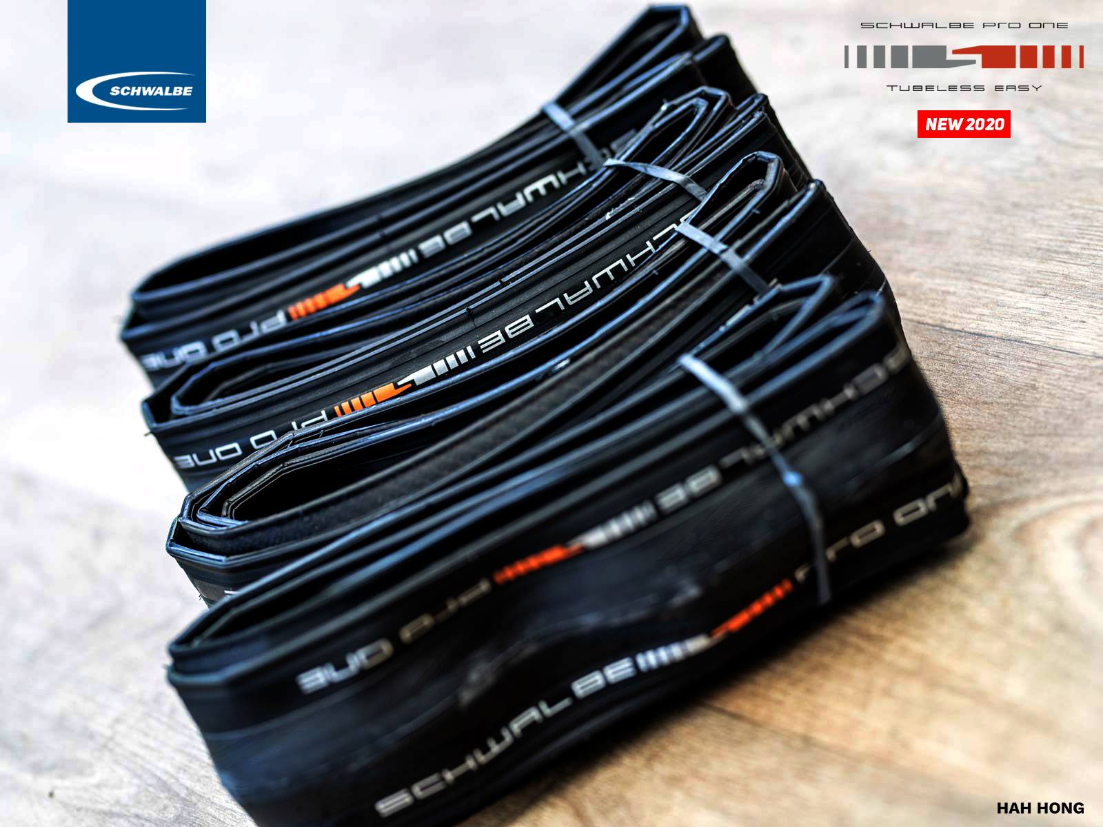 ยางนอกจักรยานเสือหมอบ Schwalbe Pro One Tubeless สีดำ สีคลาสสิค 700X25 700X28