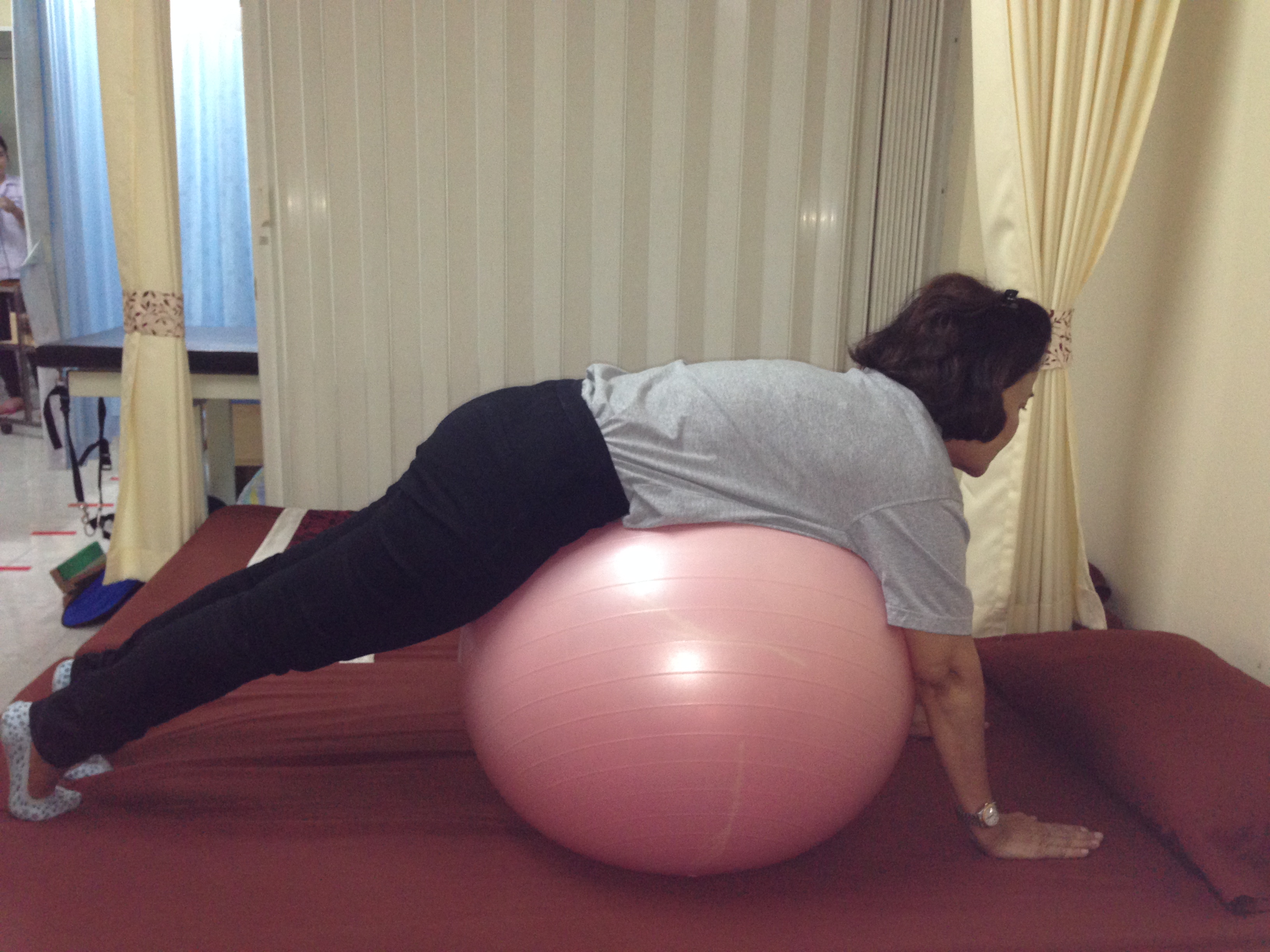 ลูกบอลฝีกกายภาพบำบัด /(Fit Ball)/ลูกบอลออกกำลังกาย/บอลบริหาร/ลูกบอลโยคะ/gym ball